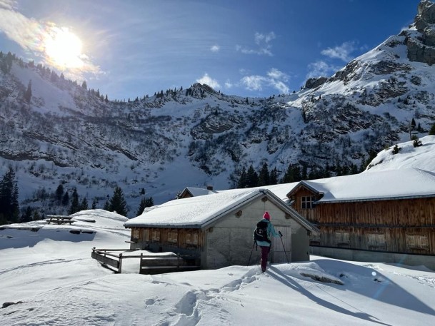 7A8C591E-4D18-4483-8847-0FB41597FF48